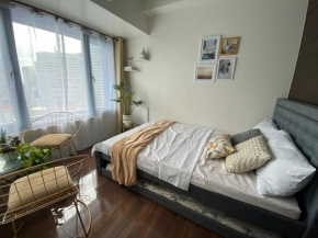 Cozy Crib at Air Residences Ayala Makati